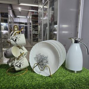 13-Piece Breakfast Set – Plates, Cups & Flask