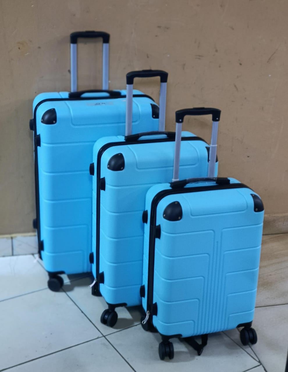 3-in-1 luxurious Fibre suitcase 