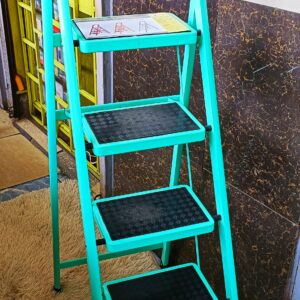 Heavy-Duty Stepping Ladders
